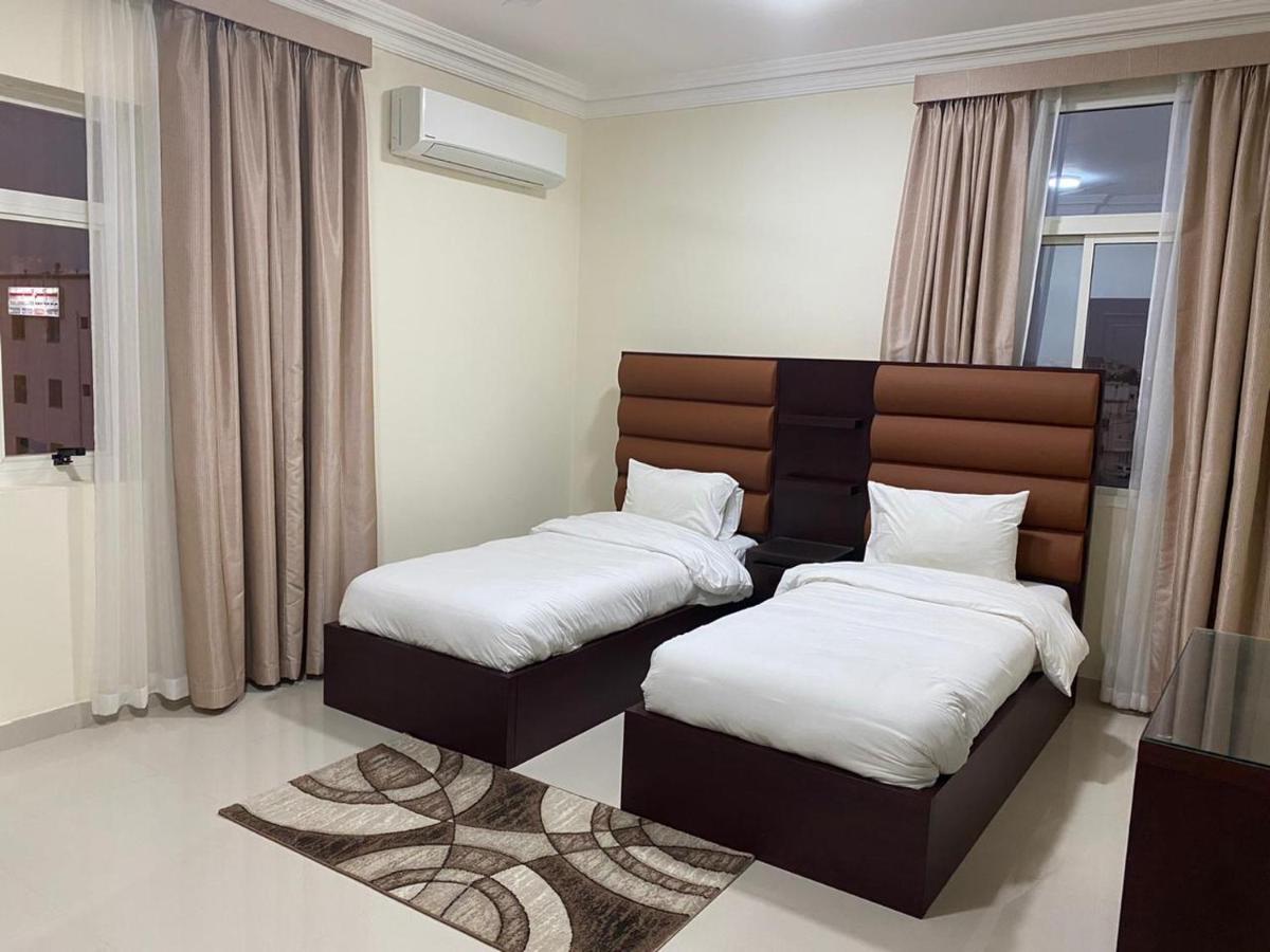 Apartamento Red 10 - Razat Alard 2 Salalah Exterior foto