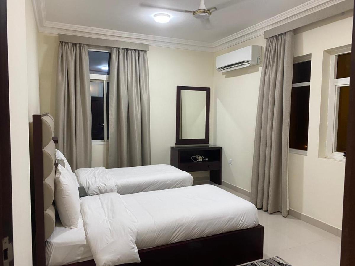 Apartamento Red 10 - Razat Alard 2 Salalah Exterior foto